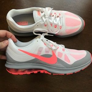 Women’s Nike Max Dynasty 2 Tennis Shoes